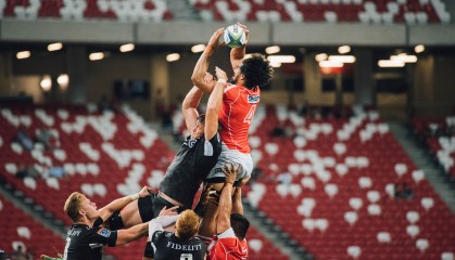 -OG·阿努诺比在NBA常规赛中展现团队合作精神，阿努诺比合同