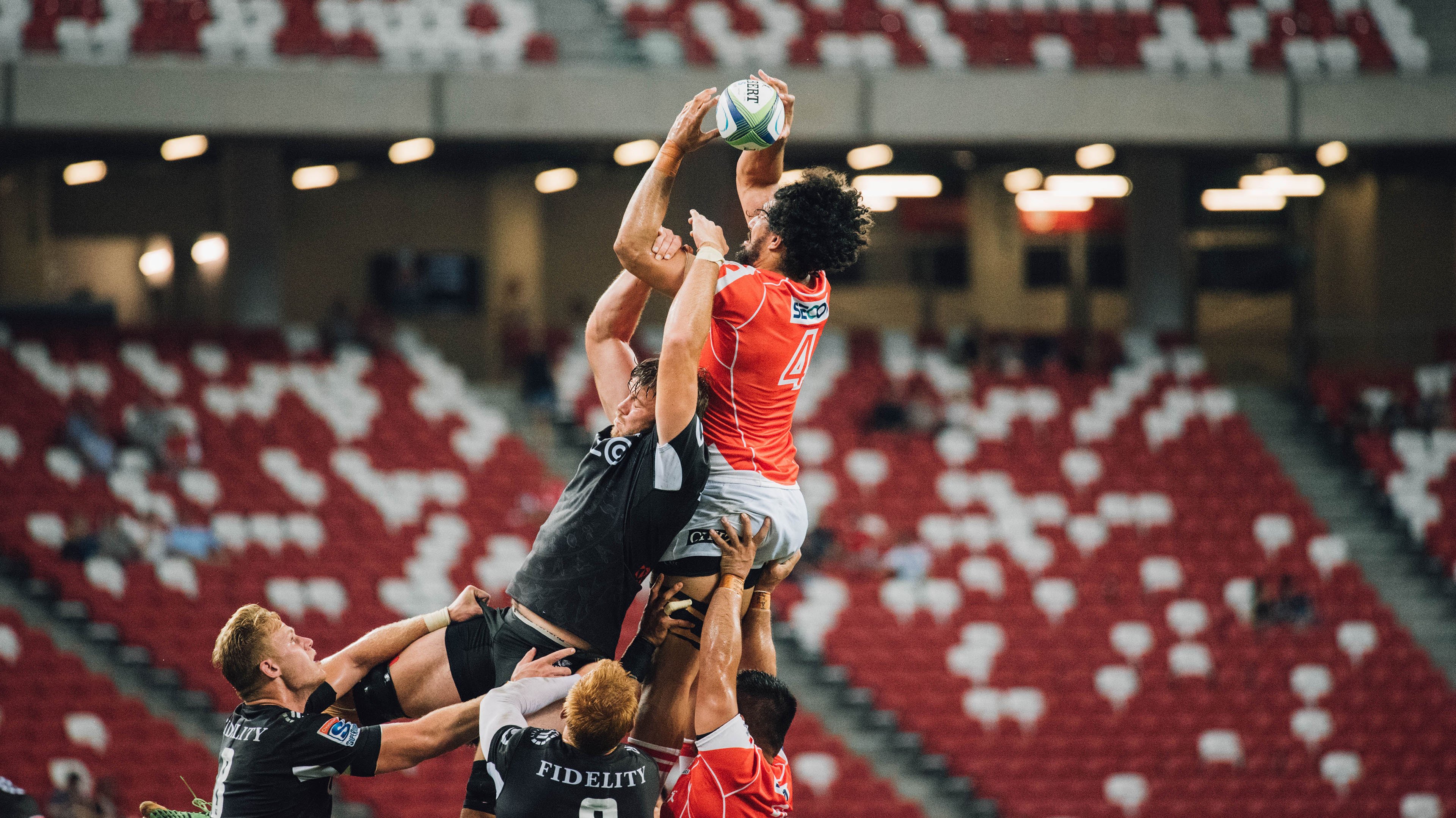 OG·阿努诺比在NBA常规赛中展现团队合作精神，阿努诺比合同