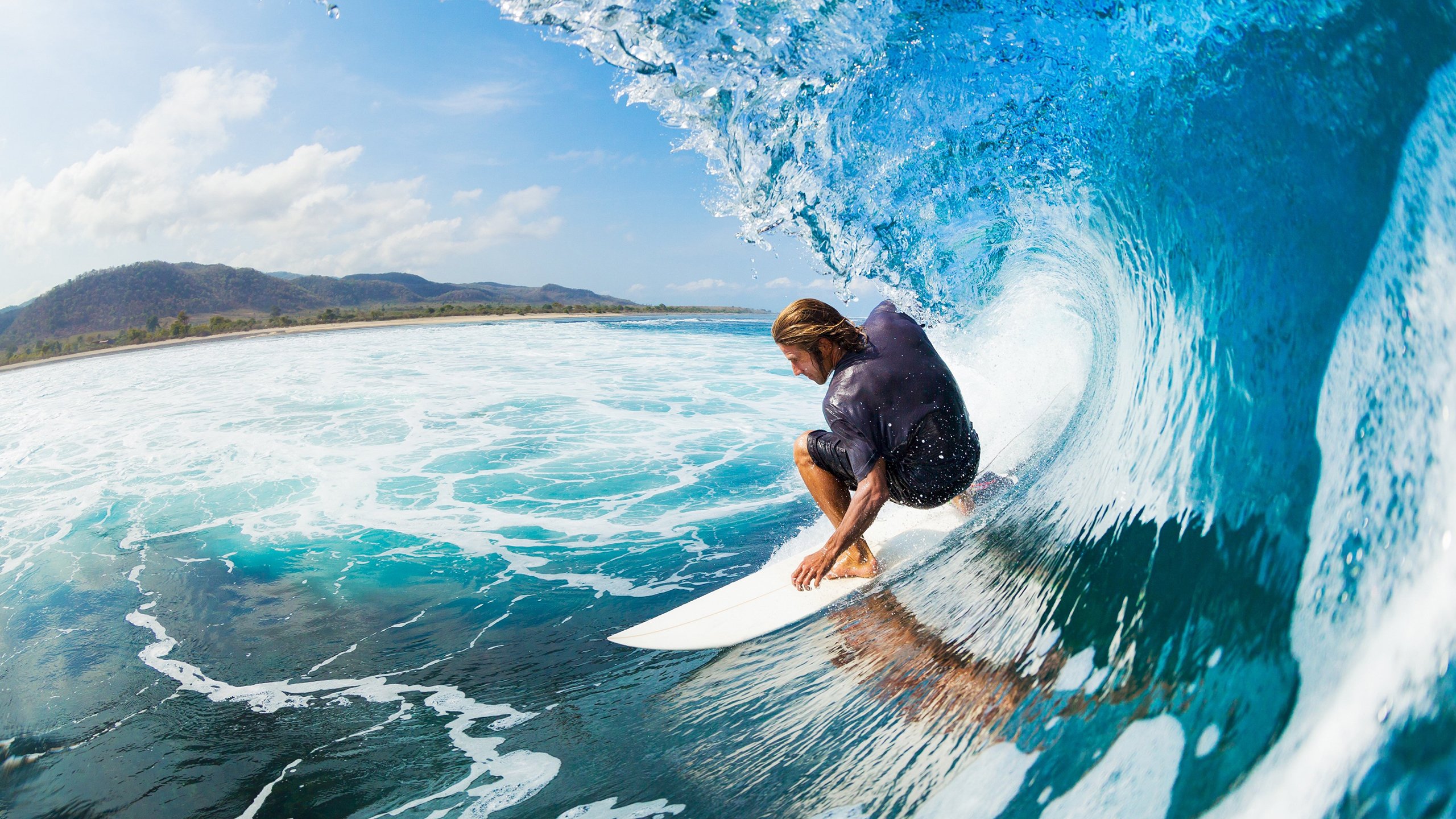 墨西哥球迷在冰天雪地中跳“足球辣舞”